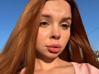 naked cam chatroom KarinaSavastru