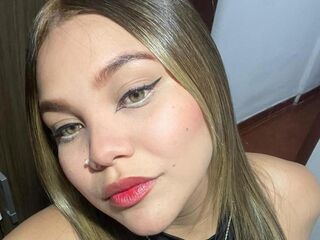 cam girl playing with vibrator KarolTaylor