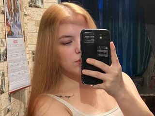 adultcam KarrieAnesi