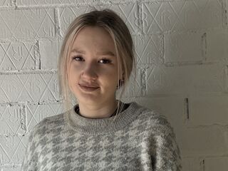 naked cam girl masturbating KarynMcguire