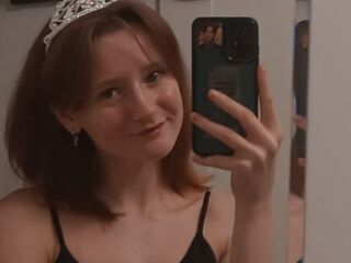 dity cam show KellyAllison