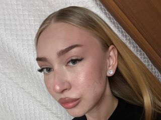 hot cam girl fingering pussy KellyHilles