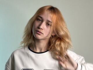 naked girl with webcam masturbating with vibrator KelseyBabin