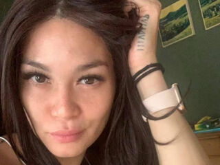 hardcore cam KinkyKumiho