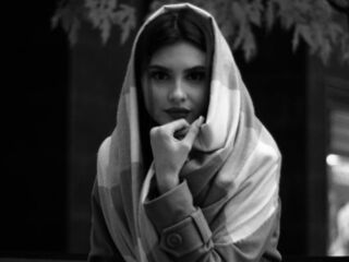 adult webcam chatroom KylaSieradski