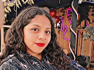 naked girl with live cam masturbating KyraFade