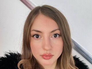 camgirl live sex picture KyraKur