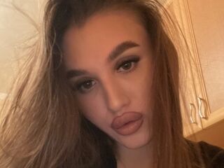 adult web cam chat room KyraVictorine