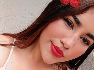 cam girl masturbating with vibrator LauThompson