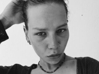 chat room webcam picture LeeanneYepes