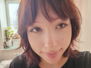 camgirl pic LeonaMuchow