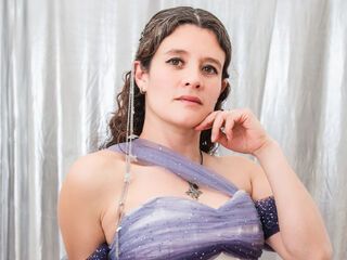 free chat room LiaSannin