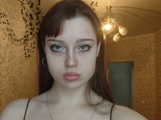 naked webcam girl LioraMist