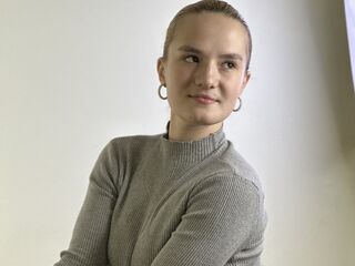 cam girl fingering LorrianePytko