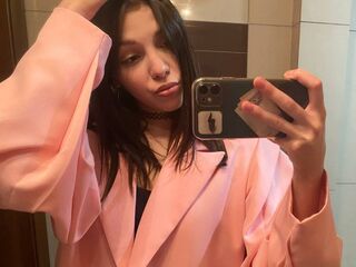 adult live cam LucileVerlin