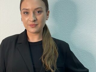 webcamgirl live sex LyndaEstle