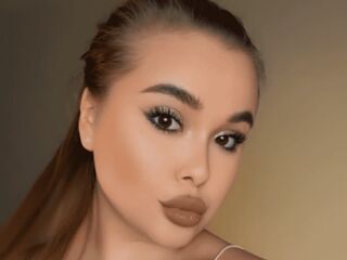 chat room webcam MaeWilkins