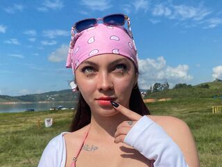 cam girl playing with vibrator MarianKarter