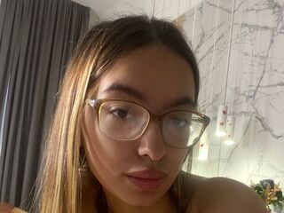 camslut topless MarianaPollack