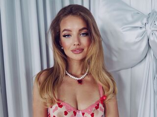 adult cam show MayaGal