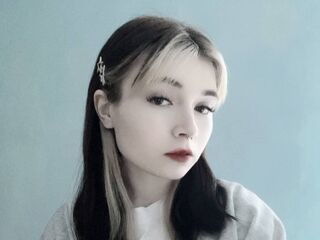 naked camgirl photo MelissaLey