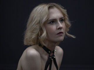 fingering cam girl video MilaVeyra