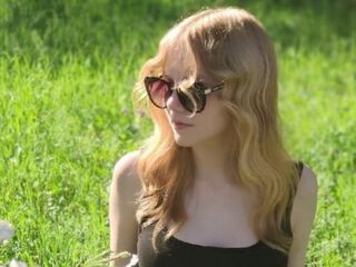 camgirl showing pussy MirianTippett