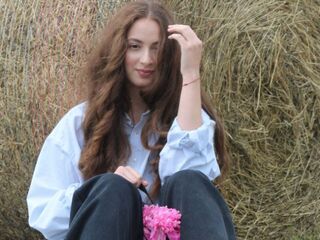 cam hooker chatroom MoonSany