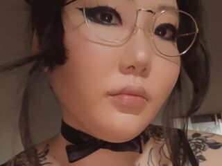 naked camgirl masturbating MorgueBerry