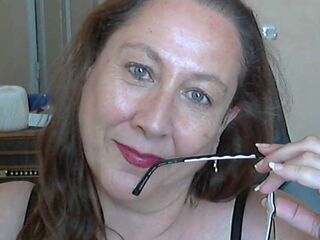 hot webcam MyriamLevieux