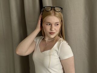 camgirl webcam sex picture NikkiByous