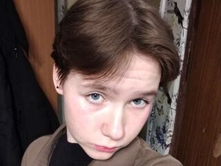 camwhore shaving pussy NoellaKagle