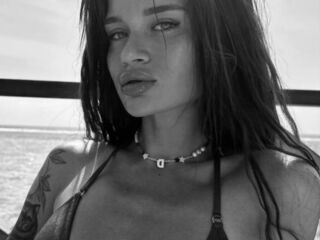 camwhore masturbating OliviaMazu