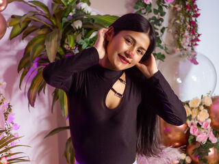 naked girl with webcam fingering pussy OriannaValens