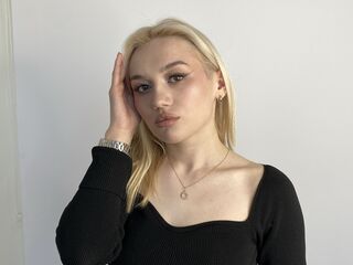 fingering camgirl picture PaulinePedrotti