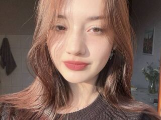 camgirl masturbating with vibrator RayleneCarone