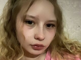 girl showing tits ReikoTapper