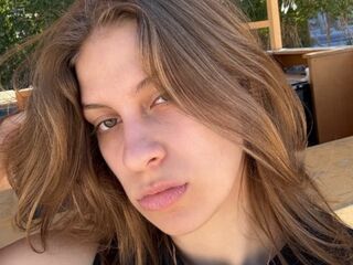 naughty cam girl fingering pussy RhiannonLinko