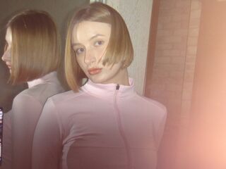 porn webcam photo RosinaHeverley