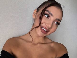 naked cam girl masturbating with vibrator RubySchlussel