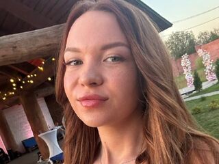 hot webcam SadeBergum