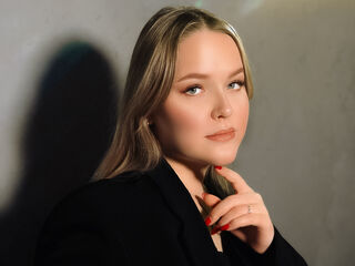 hot chat room SallySavage