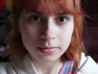 chat room live show SerafinaGoettl