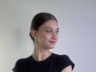 naughty webcamgirl SharikaWigington