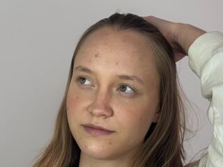 cam girl playing with dildo SharriDougan