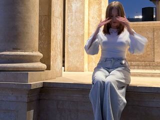 beautiful girl SonaQuinley