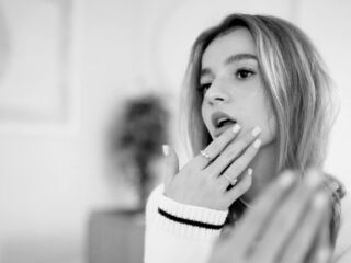 topless girl StaceeyBrown