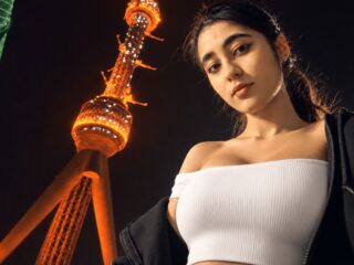 naughty camgirl masturbating TessieFardo