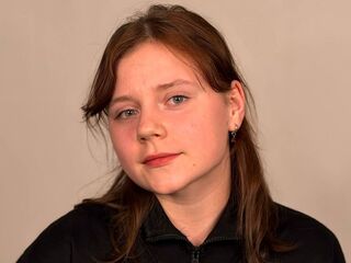 camslut fingering wet pussy TonaBurgard