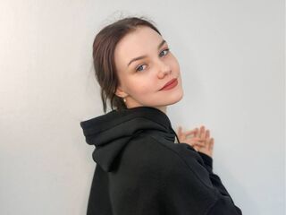 nude webcam girl photo ToraMendiaz